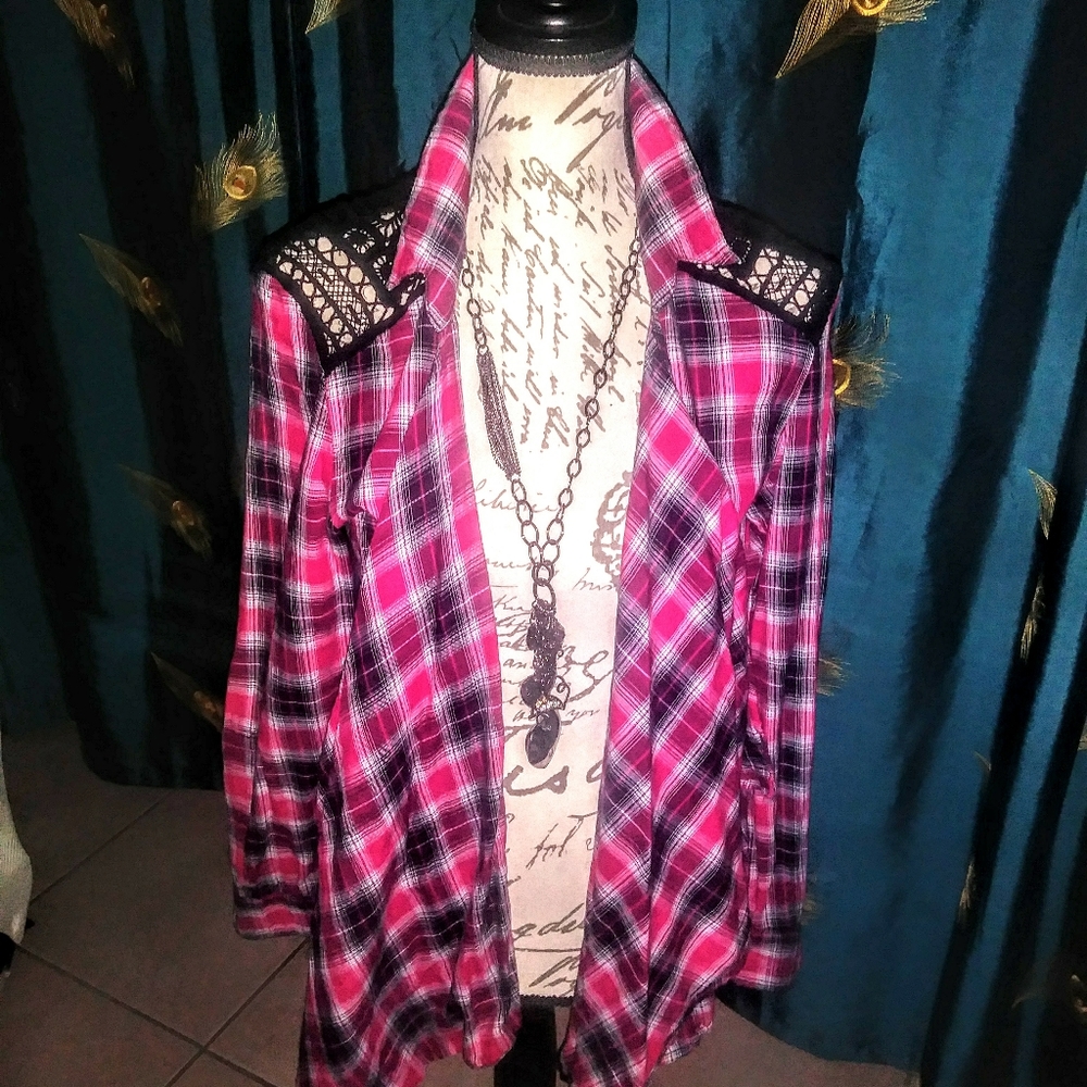 Black red. Top